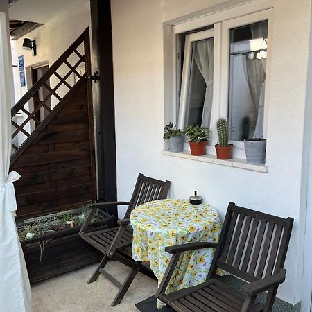 Angels - Anna Apartment Pula Ngoại thất bức ảnh