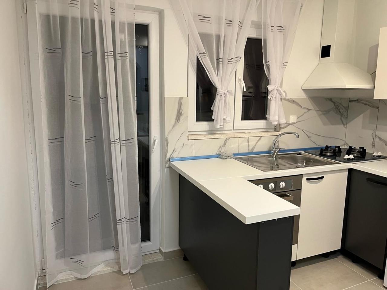 Angels - Anna Apartment Pula Ngoại thất bức ảnh